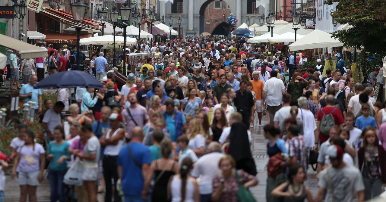 Kolejne zwolnienia pracowników. Tempo redukcji przyspieszyło