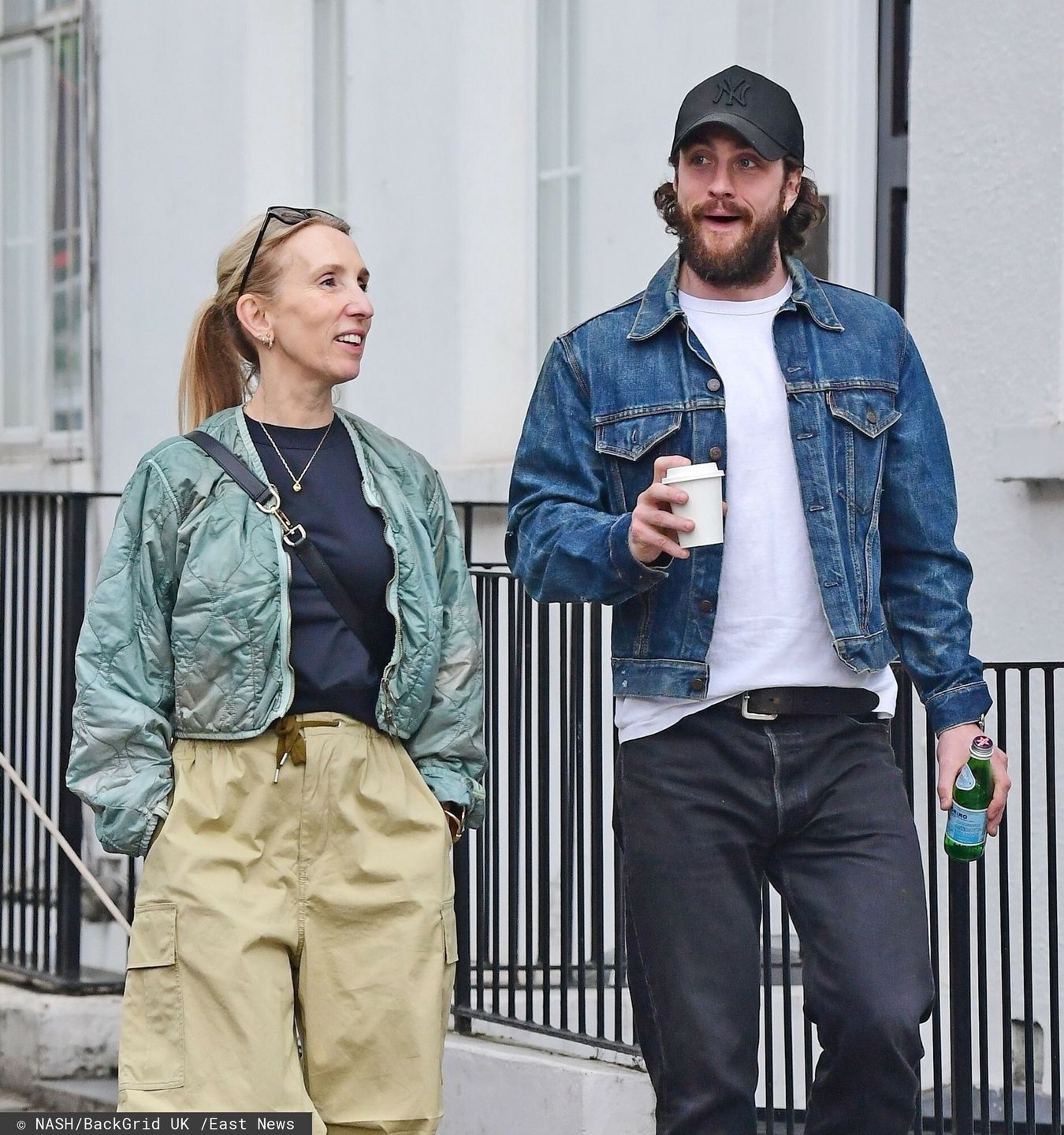 Aaron Taylor-Johnson i Sam Taylor-Johnson "przyłapani" na mieście 