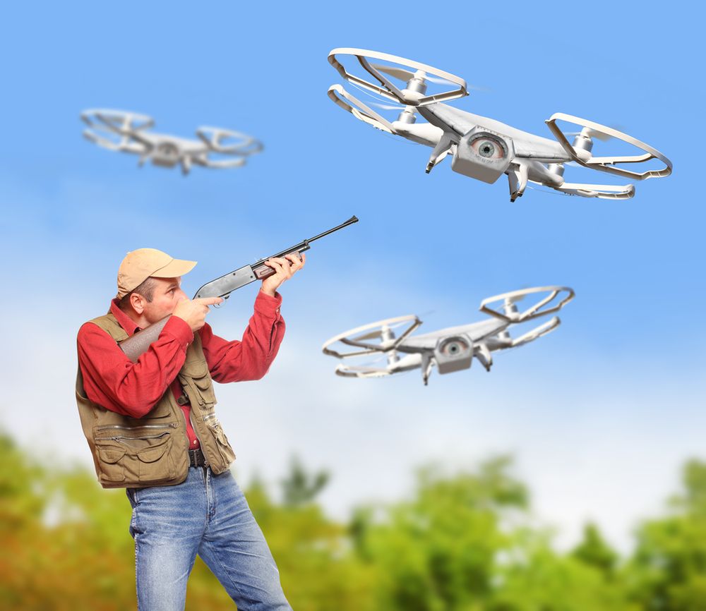 “O krok od tragedii!”. Dron nad lotniskiem ratuje sezon ogórkowy 2