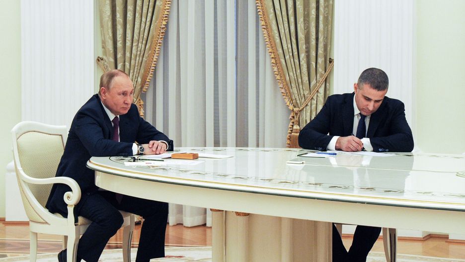 MOSCOW, RUSSIA  FEBRUARY 1, 2022: Russia's President Vladimir Putin (L) holds a meeting with Hungary's Prime Minister Viktor Orban at the Moscow Kremlin. Mikhail Klimentyev/Russian Presidential Press and Information Office/TASS (Photo by Mikhail Klimentyev\TASS via Getty Images)