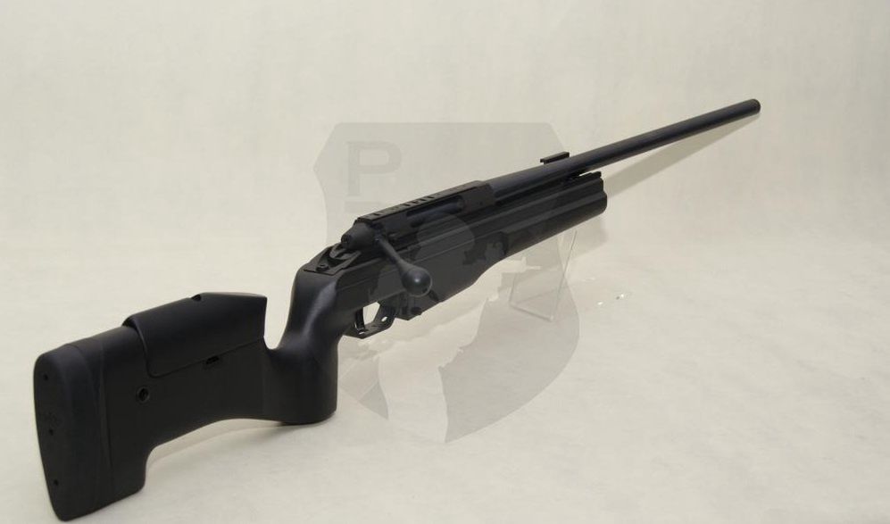 Karabin SAKO TRG-42 (ze stałą kolbą).
