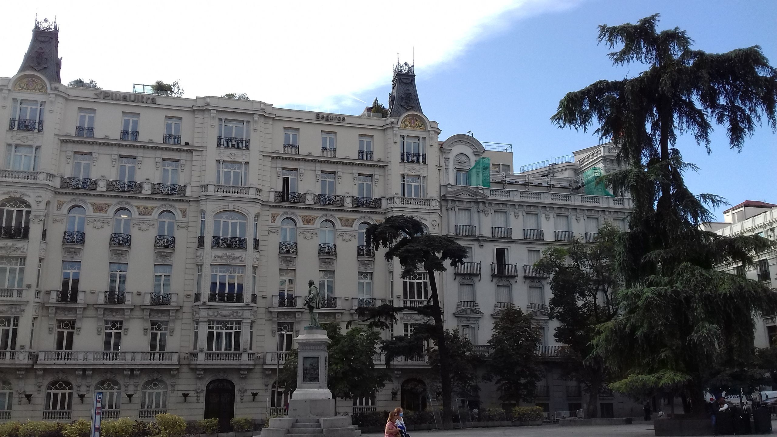 Centrum Madrytu słynie z monumentalnych kamienic 