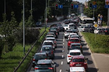 Uchwała o SCT w Krakowie już opublikowana. W życie wejdzie 26 czerwca. Po tej dacie nie kupuj już starego samochodu