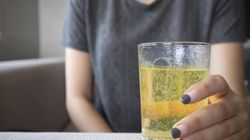 Witamina "na odporność". Czy w nadmiarze witamina C może szkodzić?