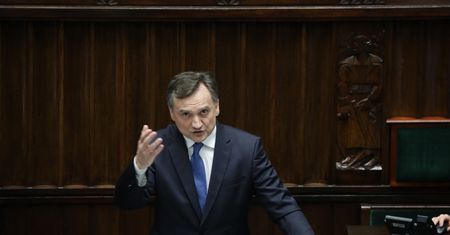 Ziobro krzyczał z mównicy. Uderzył w Tuska i rząd
