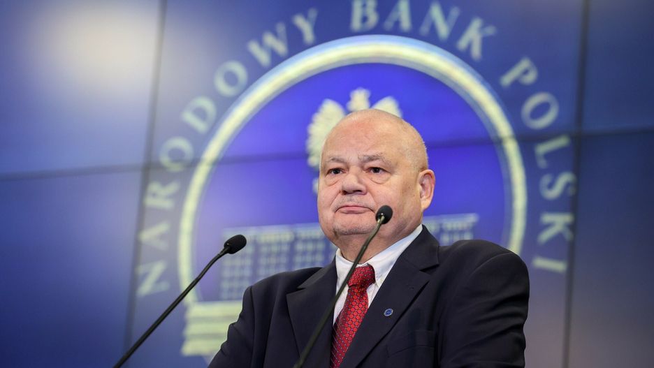 Konferencja prezesa NBP Adama Glapi?skiego03.11.2021 Warszawa Konferencja prezesa NBP Adama Glapinskiego nt oceny biezacej sytuacji ekonomicznej w Polsce   fot Jacek Dominski/REPORTER
n/z: Adam GlapinskiJacek Dominski/REPORTER