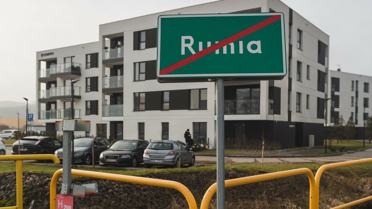 Firma Semeko miała zażądać dopłat od nabywców mieszkań