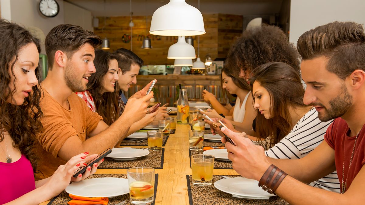 Światowy Dzień bez Telefonu Komórkowego? Nie, dziękuję 1