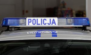 Dostał SMS-a od 14-latki. O 17:30 był już na policji