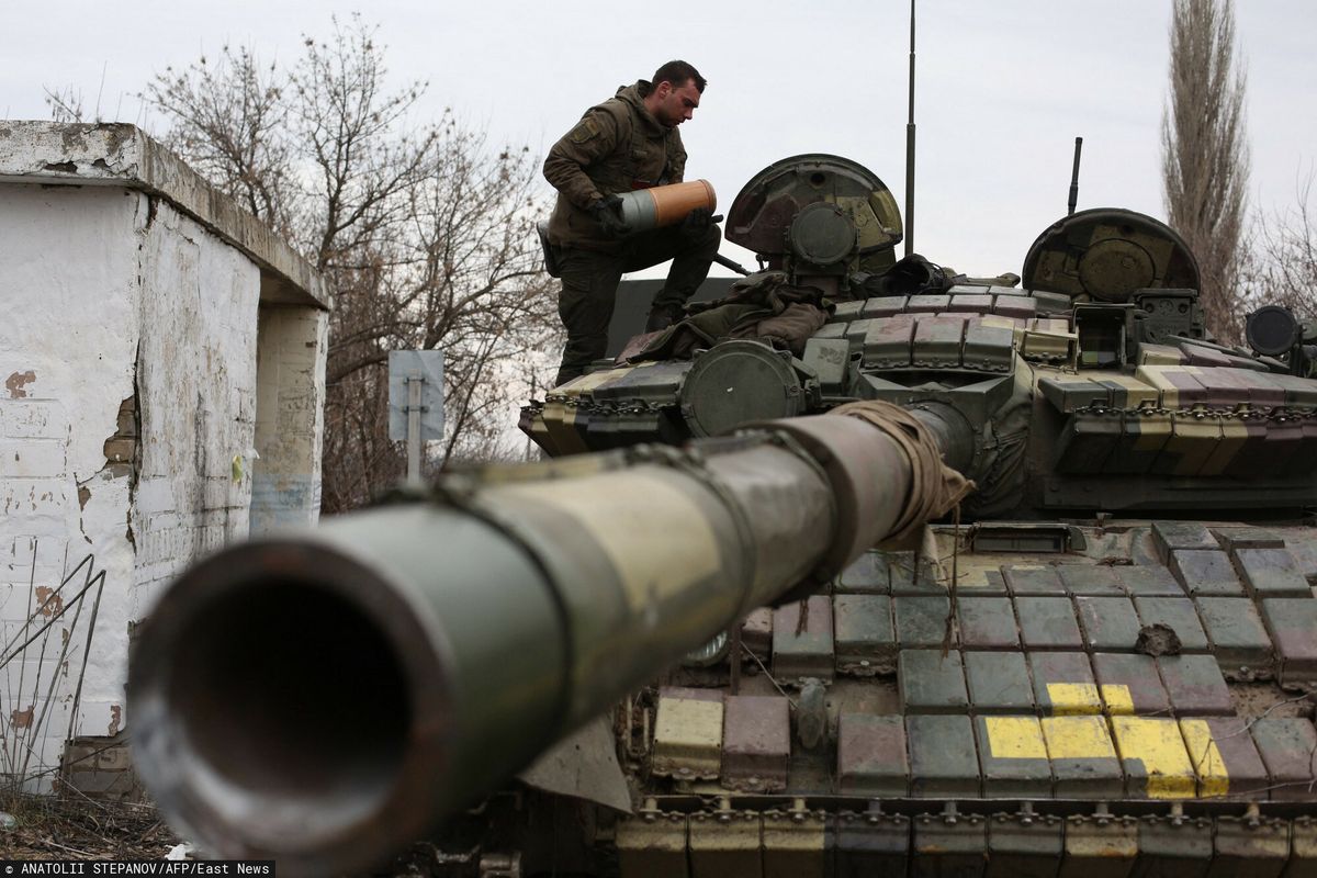 Naczelny dowódca armii Ukrainy: Rosjanie skąpią się we własnej krwi 