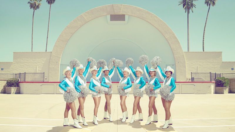 Absolutnie urzekające dojrzałe cheerleaderki 1