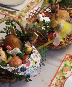 Wielkanoc 2024. Co włożyć do koszyczka wielkanocnego? Taka jest tradycja