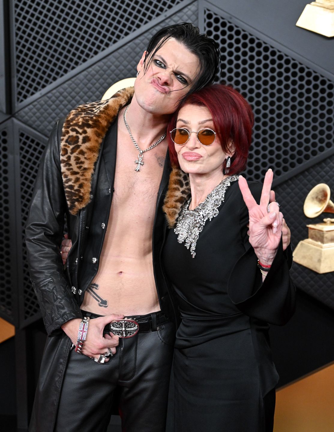 Yungblud i Sharon Osbourne