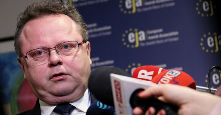 Apel do Polaków po atakach. "Bardzo was proszę, odłóżcie plany"