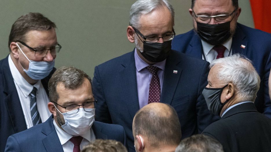 Adam Niedzielski i Jarosław Kaczyński w Sejmie