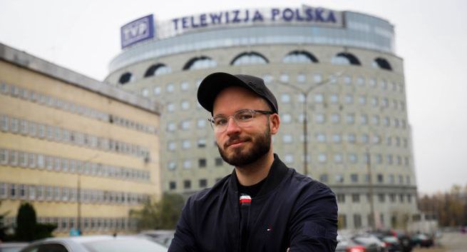 Aktywista LGBT+ wygrał w sądzie z TVP. Przeprosiny za propagandę z czasów Kurskiego
