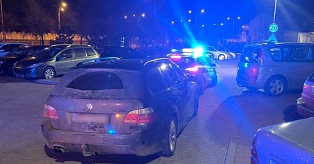 Atak na kibica drużyny belgijskiej. Sprawcy bili i kopali leżącego na chodniku mężczyznę