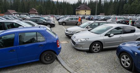 Zakopane stoi w korkach. Zamknięta droga na Morskie Oko