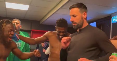 Co za ruchy legendy. Tak Ruud van Nistelrooy świętował zdobycie pucharu