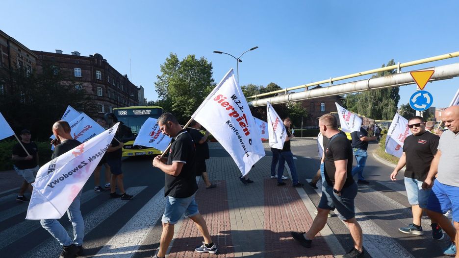 Protest związkowców ws. Huty Batory w Chorzowie
