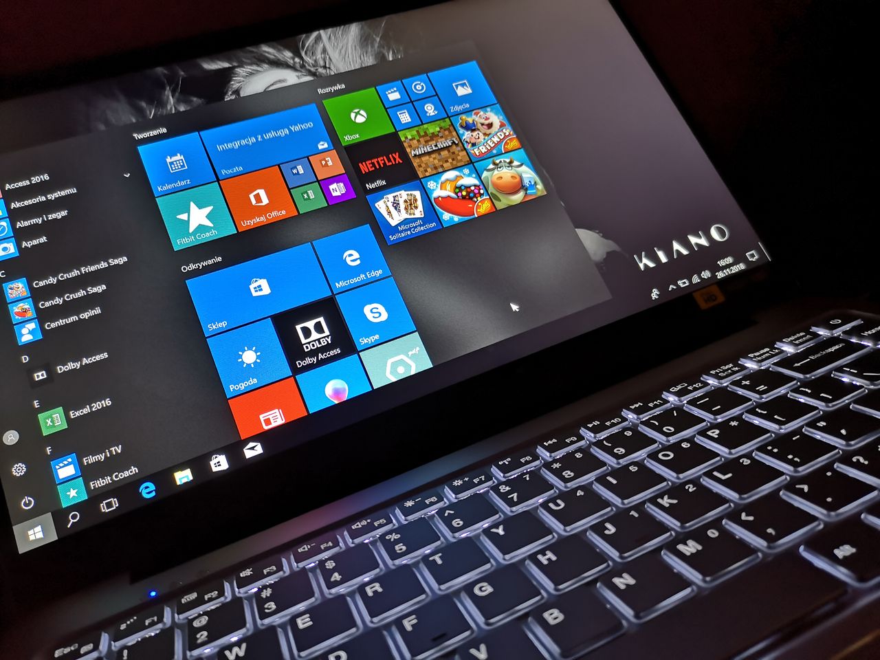 Kiano Elegance 14.2 Pro: ultrabook z programami do firmy taniej o 400 złotych na Cyber Monday