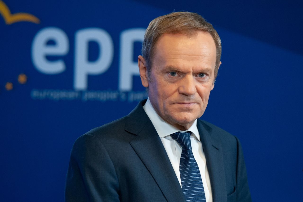 Jaki będzie 2022? Tusk o pandemii i drożyźnie 