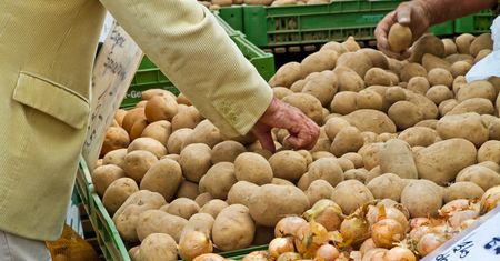 Ile kosztują ziemniaki w Niemczech? "I to jest cena"