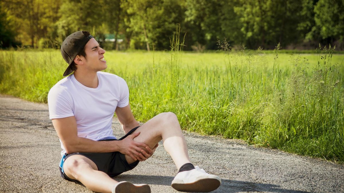 Skurcze mięśni to powszechne zjawisko, które może wynikać z niedoboru witamin i składników mineralnych. 