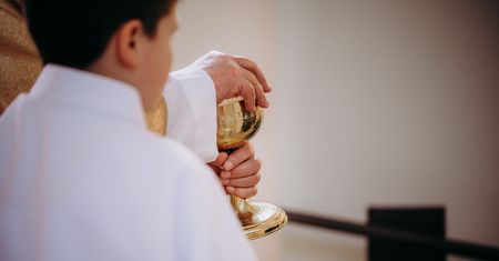 Cios w Kościół. Sprawdzili, kto nie chodzi na lekcje religii. Są dane