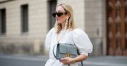 Bluzki z bufkami hitem lata. Podpowiadamy, jak je nosić