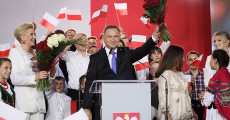 Wyniki wyborów 2020. Najnowszy sondaż late poll