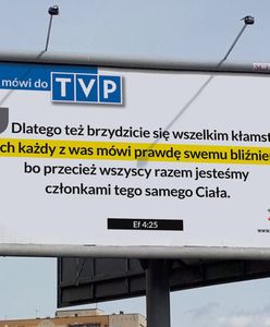 Warszawa. Biblijnymi cytatami uczą, jak żyć. Billboardowej ewangelizacji ciąg dalszy