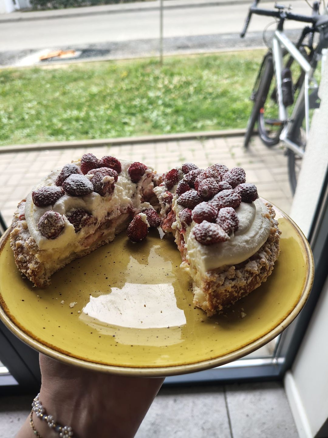 Drożdzówki z Yummy Sweets