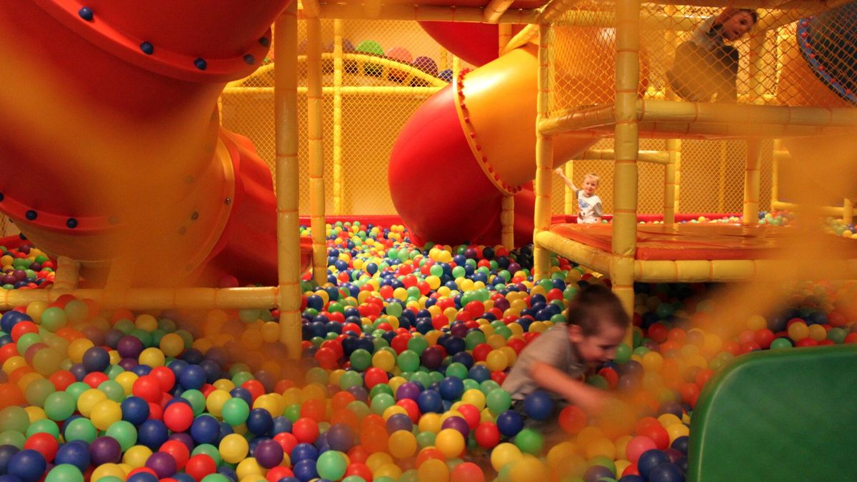 Polska JoGa
PHOTO: JOANNA GAJCY/EAST NEWS 
05.2011 Kraina Zabawy Tecza w Centrum Handlowym Skorosze, najwieksza tego typu sala zabaw w Warszawie
JOANNA GAJCY