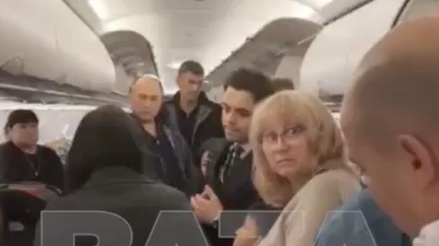 20 rosyjskich pasażerów lotu ze Stambułu do