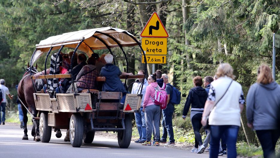 Tatry. Hulajnogi elektryczne jednak zakazane na szlakach.