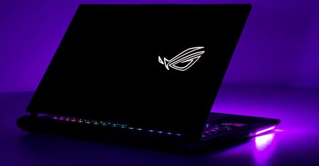 ASUS ROG STRIX SCAR 17 G733P - test laptopa za 20 tys. zł