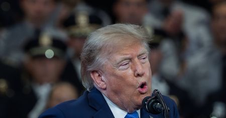 Trump wjechał "Bestią" na tor. Historyczny wyścig w Waszyngtonie