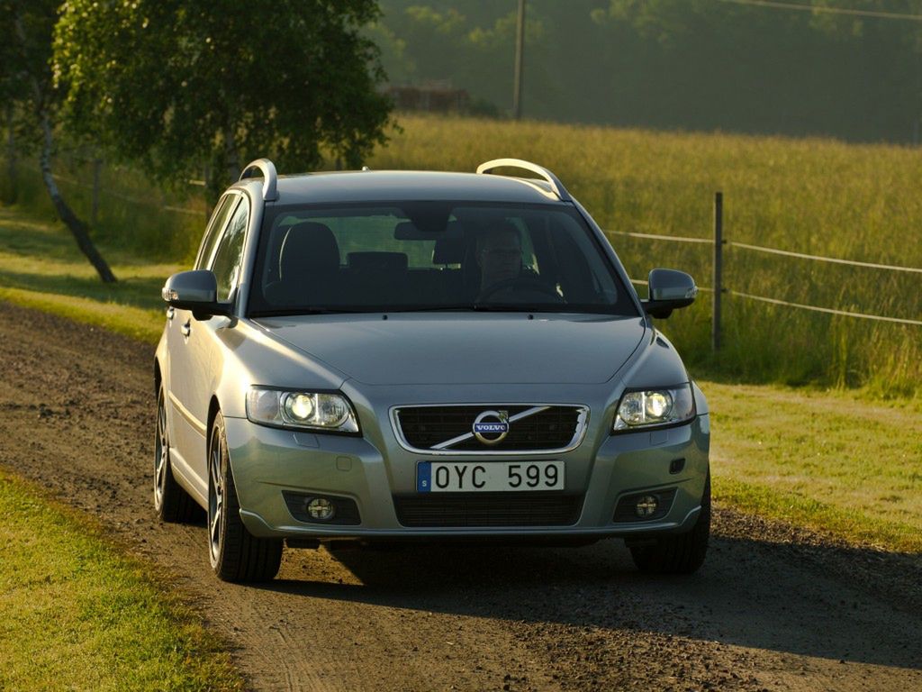 Volvo V50 1