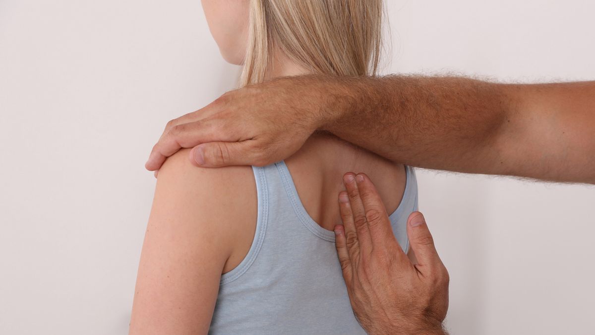 Lordoza lędźwiowa zwykle nie wymaga stosowania inwazyjnych metod leczenia