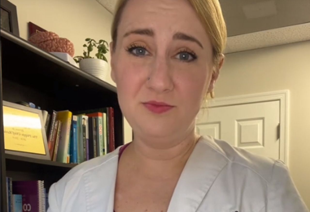 The therapist revealed what questions she asks patients to diagnose ADHD.