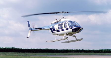 Chcieli przechytrzyć protestujących. Z helikoptera spadł ładunek