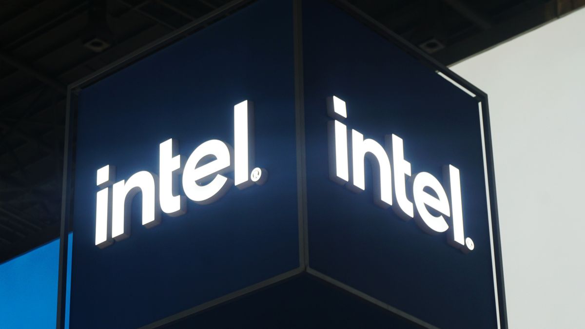 SHANGHAI, CHINA - NOVEMBER 6, 2023 - The logo of Intel is pictured at the 6th CIIE in Shanghai, China, November 6, 2023. (Photo credit should read CFOTO/Future Publishing via Getty Images)