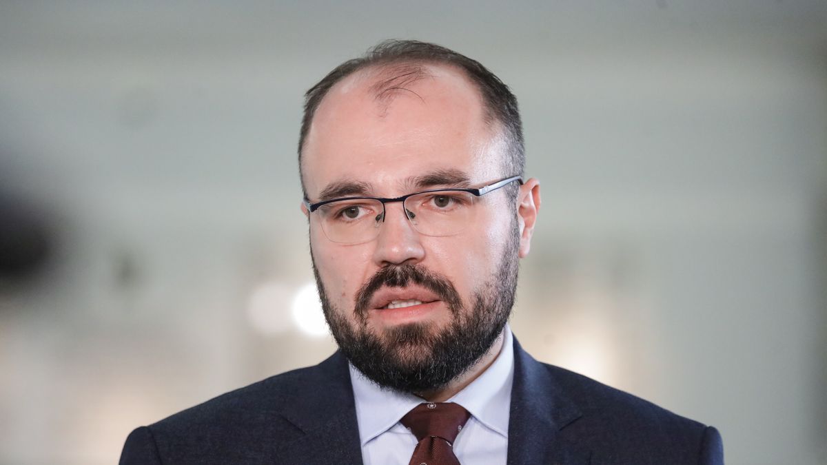 Krzysztof Szczucki ma usłyszeć zarzuty. Jest termin przesłuchania