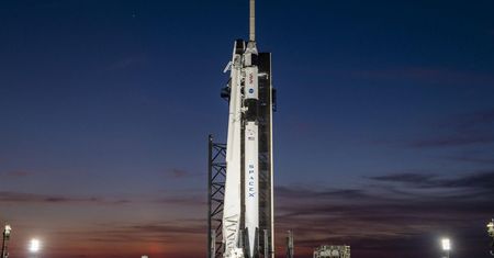 Falstart misji załogowej SpaceX. Rakieta Falcon 9 ma problemy