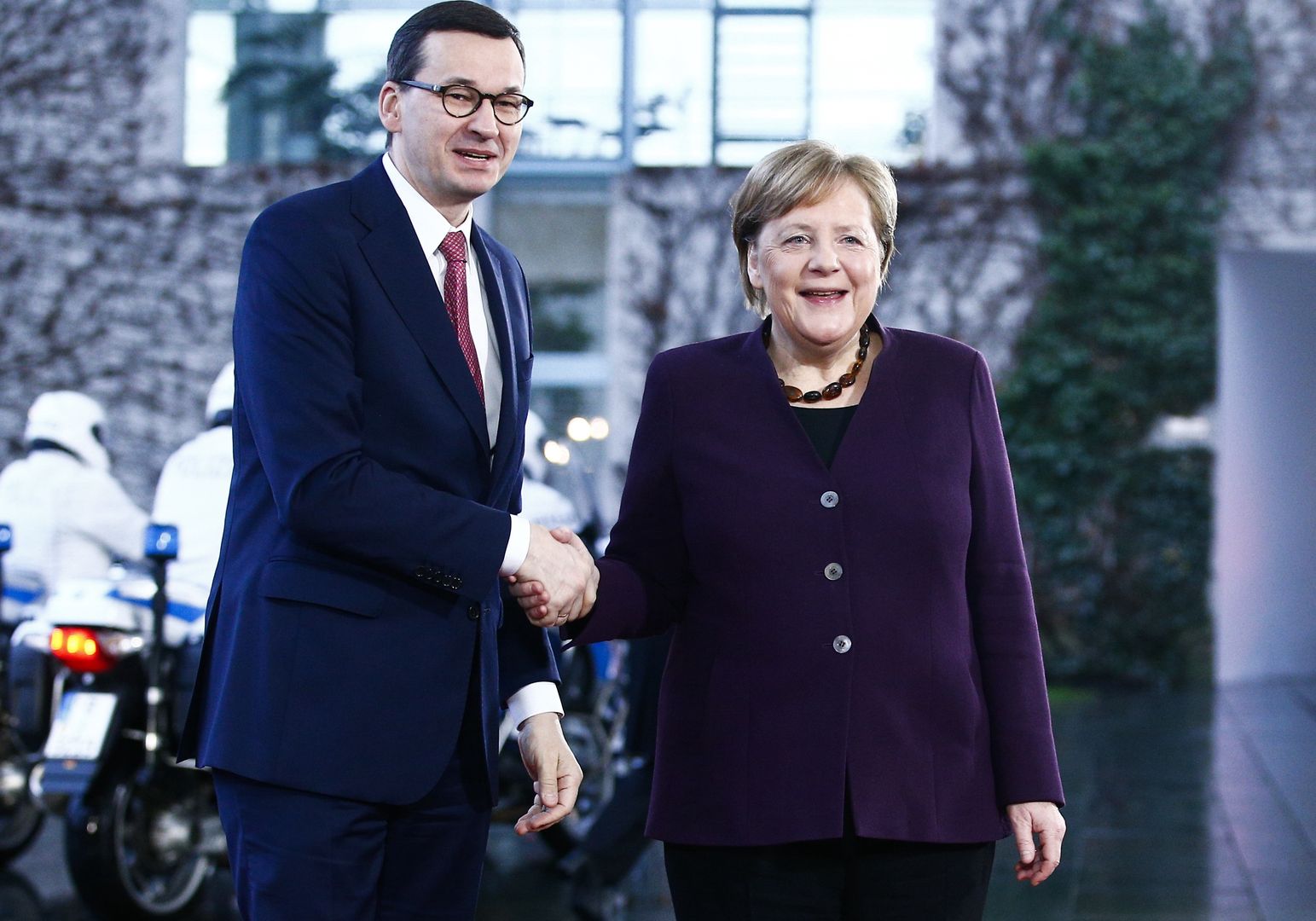 Mateusz Morawiecki rozmawiał z Angelą Merkel. Tematem unijny budżet