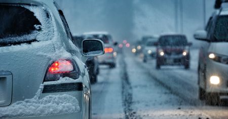 Polska jak lodowisko. IMGW alarmuje. Będzie niebezpiecznie