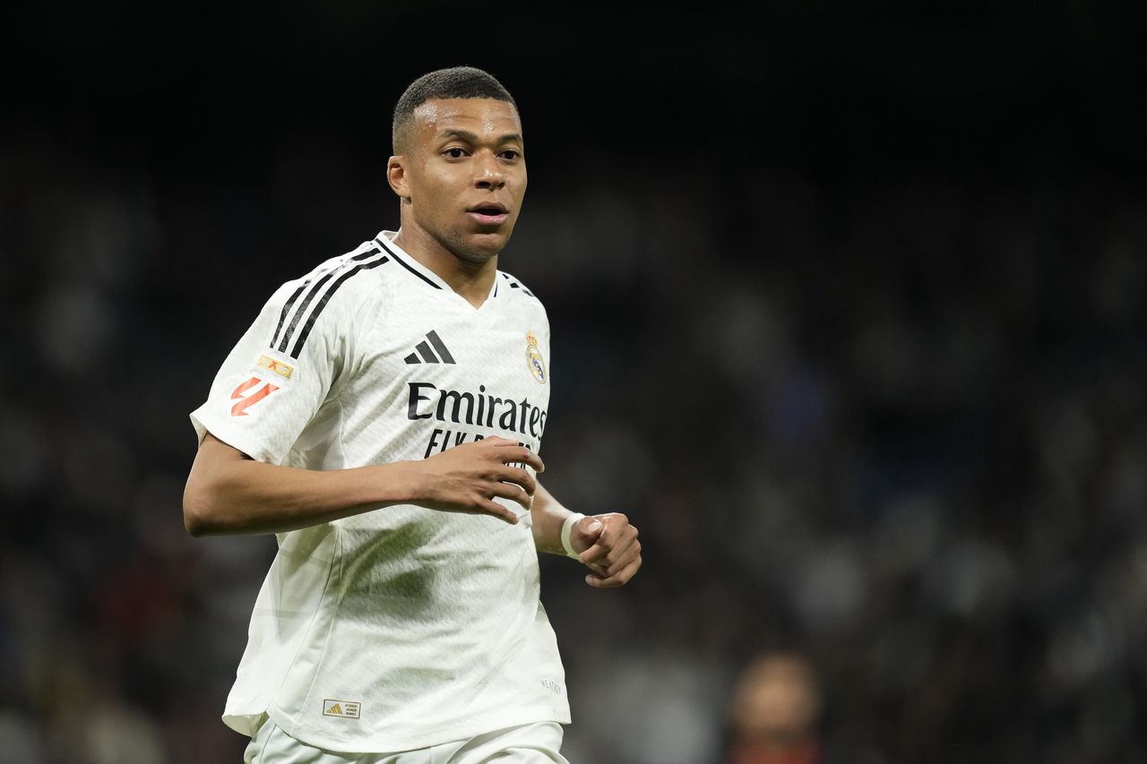 Mbappe and Salah's final bid to claim the Golden Shoe