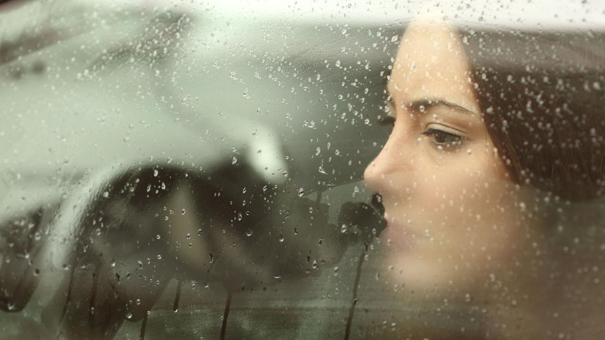 Witamina D – bo o niej mowa dostarczana jest do naszego organizmu dzięki promieniom słonecznym, a tylko w niewielkim stopniu przez spożycie konkretnych produktów