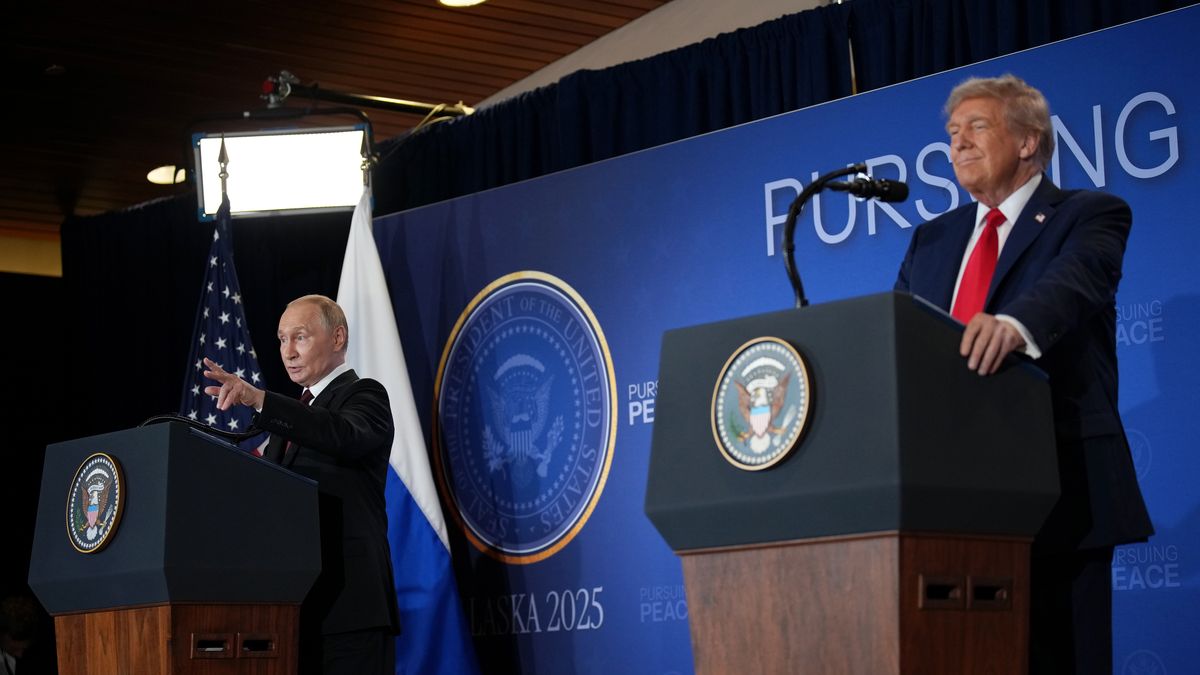 ANCHORAGE, ALASKA - AUGUST 15: U.S. President Donald Trump (R) and Russian President Vladimir Putin hold a press conference at Joint Base Elmendorf-Richardson on August 15, 2025 in Anchorage, Alaska. The two leaders are meeting for peace talks aimed at ending the war in Ukraine. (Photo by Andrew Harnik/Getty Images)